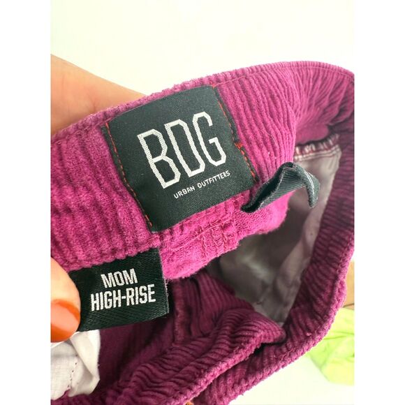 BDG fuchsia mom high rise corduroy pants, size 29 - Picture 7 of 9